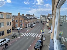 Flat With sea View and Parking