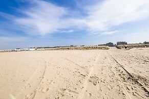 Flat With sea View and Parking