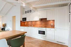 Attractive Bungalow in Ouddorp With Garden