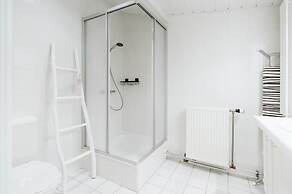 Attractive Bungalow in Ouddorp With Garden