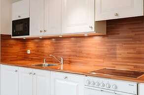 Attractive Bungalow in Ouddorp With Garden