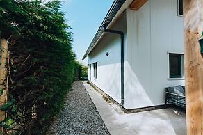 Large, Elegantly Furnished Holiday Home With Lots of Privacy on a Fami