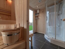 Lovely Holiday Home With a Luxurious Outdoor Sauna