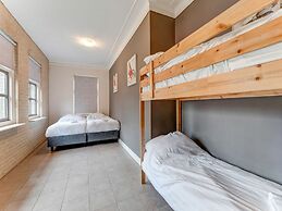 Cosy Flat Near the Beaches
