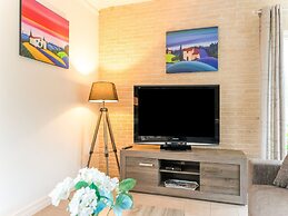 Cosy Flat Near the Beaches