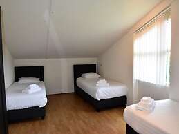 Pleasant Vacation Home With Shared Pool