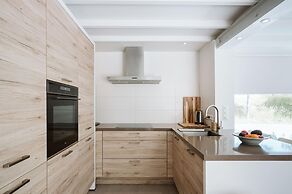 Attractively Furnished Bungalow is Located 1.5 km From the Ouddorp Bea