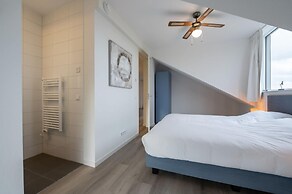 Beautiful Penthouse With Balcony