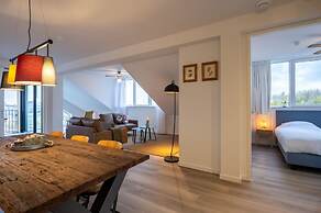 Beautiful Penthouse With Balcony