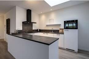 Beautiful Penthouse With Balcony