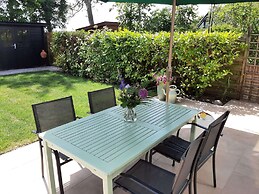 Stylish Holiday Home by the sea