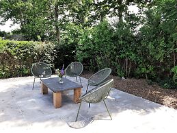 Stylish Holiday Home by the sea