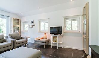 Luxurious 6-person Holiday Villa With a Forest Garden of 4000 m2