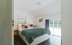 Luxurious 6-person Holiday Villa With a Forest Garden of 4000 m2