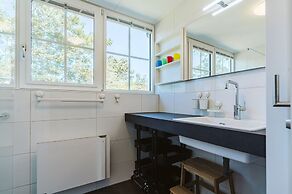 Luxurious 6-person Holiday Villa With a Forest Garden of 4000 m2