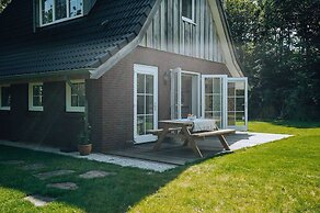 Luxurious 6-person Holiday Villa With a Forest Garden of 4000 m2