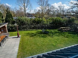 Detached new 10-person Villa in Holiday Park