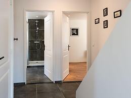 Detached new 10-person Villa in Holiday Park