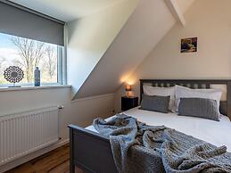 Detached new 10-person Villa in Holiday Park