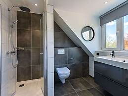 Detached new 10-person Villa in Holiday Park