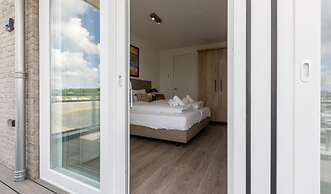 Unique Apartment, Located on the Oosterschelde