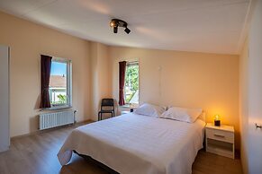 Bungalow Near Oosterschelde Beach