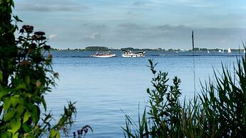 Houseboat With Stunning Views