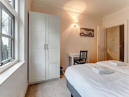 Tranquil Apartment in Sint Maartensbrug
