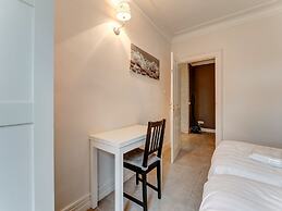 Tranquil Apartment in Sint Maartensbrug