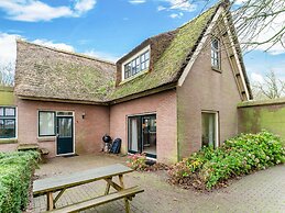 Tranquil Apartment in Sint Maartensbrug