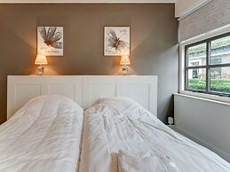 Tranquil Apartment in Sint Maartensbrug