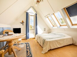 Comfy Holiday Home in Hoorn With French Balcony