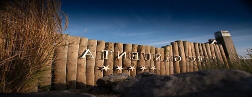 Premium Apartment With Private Wellness