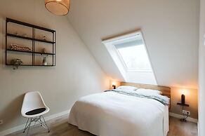 Atmospheric Luxury Sustainable Home With Spacious Garden