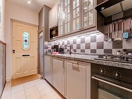 Cosy Apartment Near the Beach