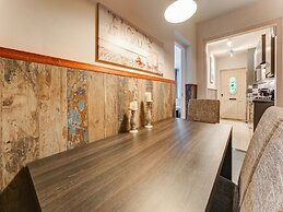 Cosy Apartment Near the Beach