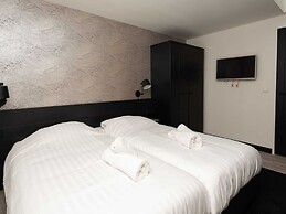 Apartment in Renesse With Infrared Sauna