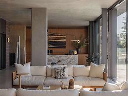 Wonil Hotel Perth - Handwritten Collection