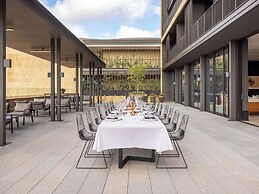 Wonil Hotel Perth - Handwritten Collection