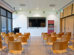 Wonil Hotel Perth - Handwritten Collection