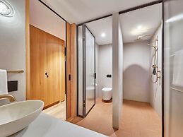 Wonil Hotel Perth - Handwritten Collection