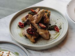 Wonil Hotel Perth - Handwritten Collection