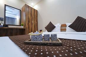 La Belle Vue by Dumnu Homes