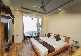 La Belle Vue by Dumnu Homes