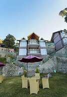 La Belle Vue by Dumnu Homes