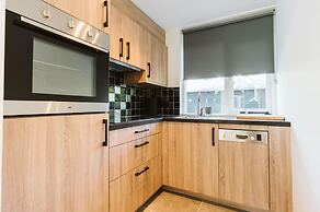 Modern Holiday Home With Spacious Garden and Terrace Suitable for 5 Pe