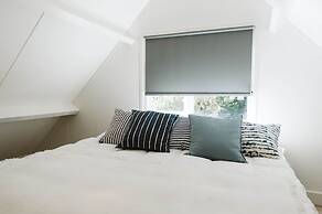 Modern Holiday Home With Spacious Garden and Terrace Suitable for 5 Pe