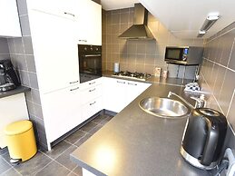 Fantastic Villa in Ooltgensplaat With Jetty