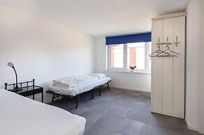 Spacious Luxury Apartment With Beautiful Views of the Harbor and the N