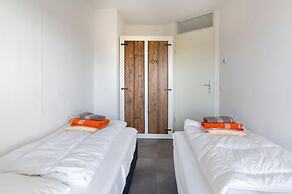 Spacious Luxury Apartment With Beautiful Views of the Harbor and the N